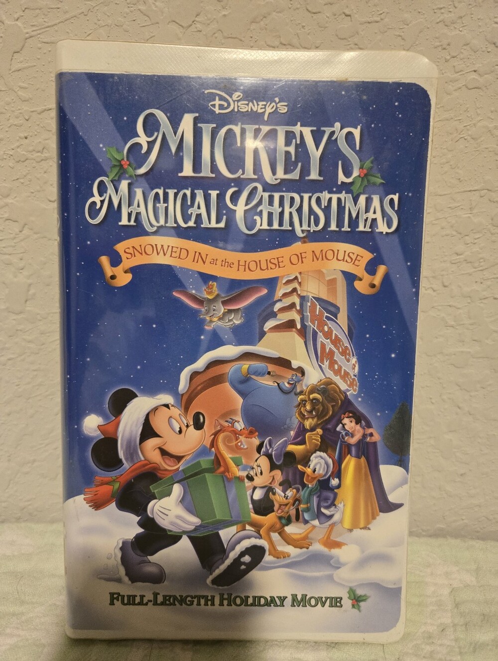 Disney's Mickey's Magical Christmas VHS Pre-Owned Video.